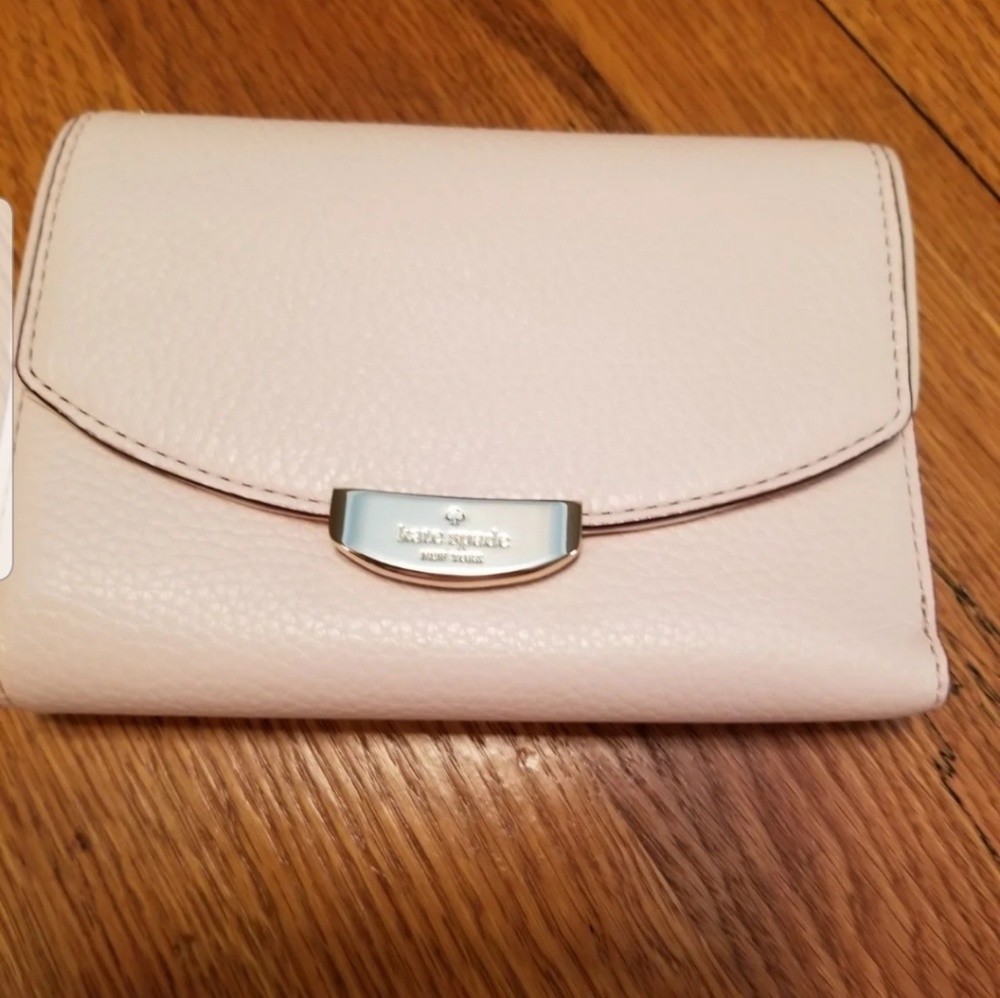 Kate Spade pale pink wallet